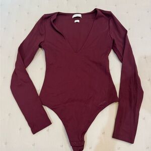 Aritzia Contour Long Sleeve Bodysuit